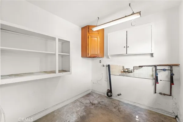 $1,675,000 | 9570 Gallatin Road, Downey, CA 90240