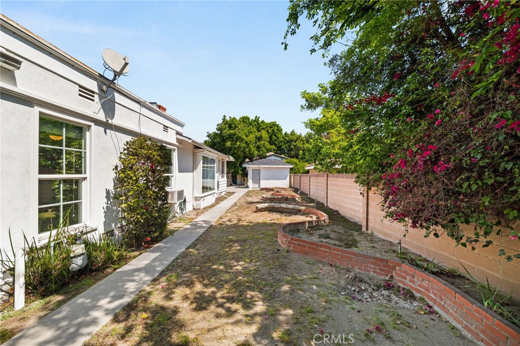 9570 Gallatin Road Downey, CA 90240 - Photo 48 of 59