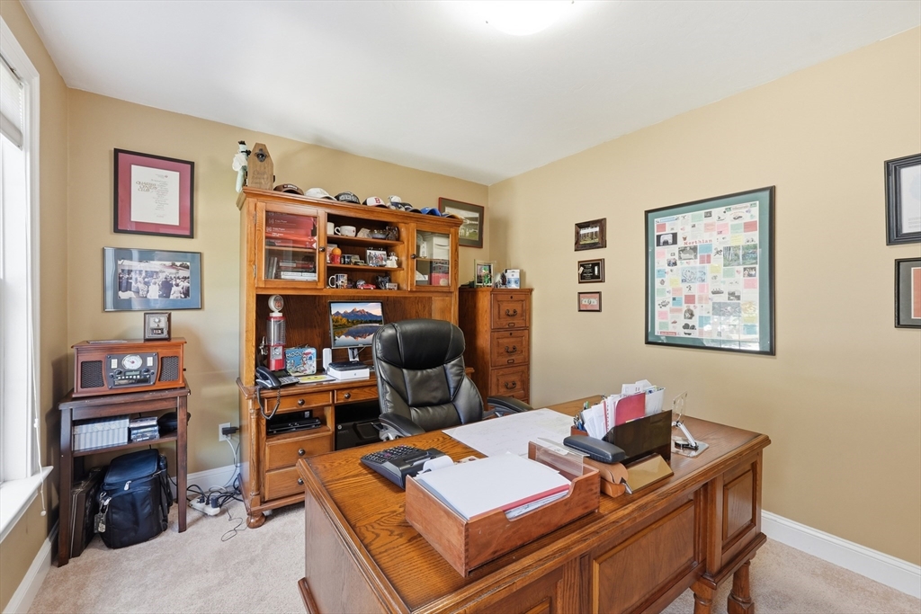 21 Brackett Hill Road Charlton, MA 01507 - Photo 18 of 41