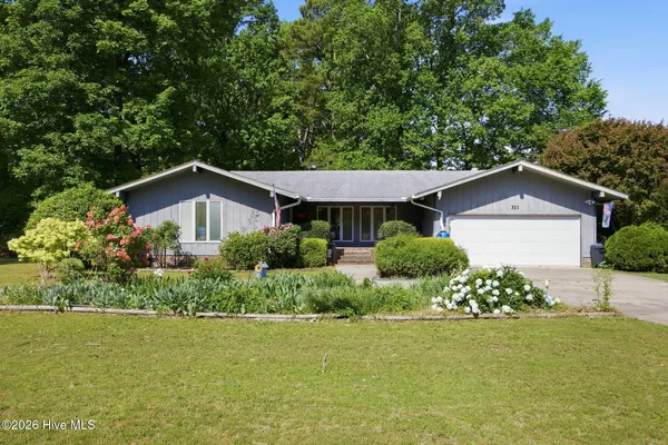 $420,000 | 311 Country Club Drive, Edenton, NC 27932
