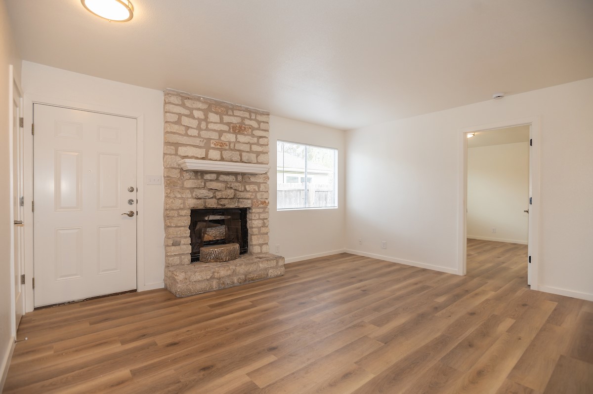 2304 Rachael Court, Unit A Austin, TX 78748 - Photo 5 of 22