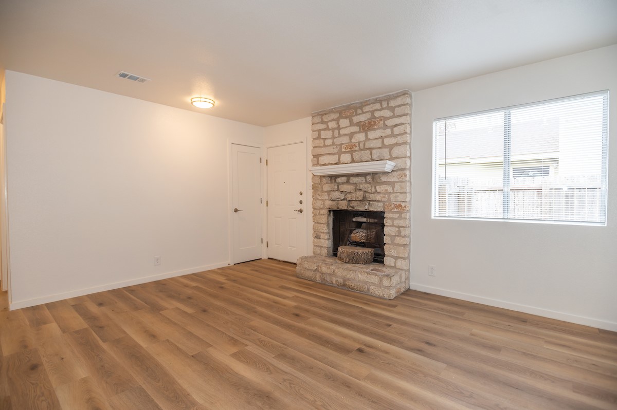 2304 Rachael Court, Unit A Austin, TX 78748 - Photo 7 of 22