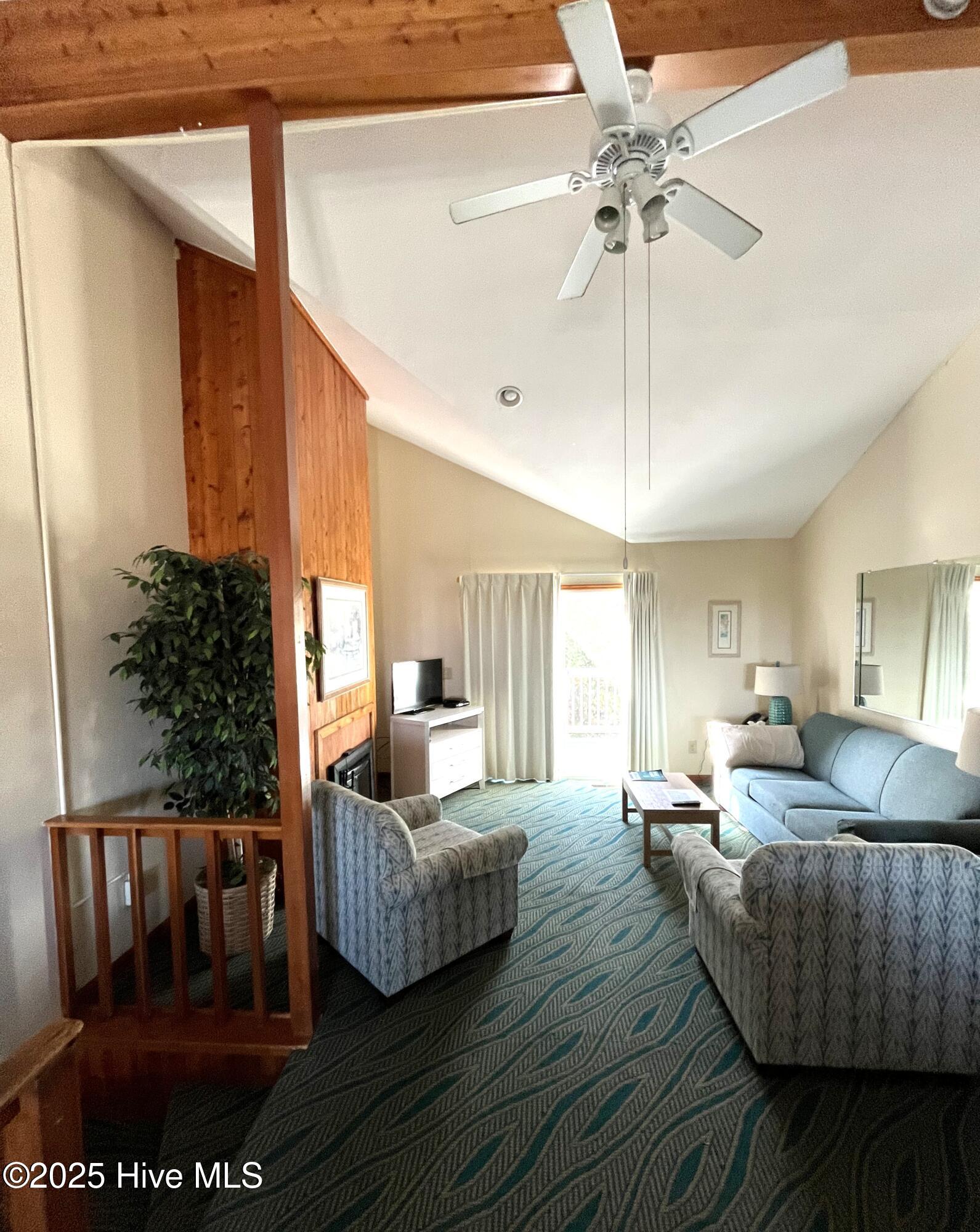 1445 Duck Road, Unit C5 Duck, NC 27949 - Photo 3 of 10 IMG_4324