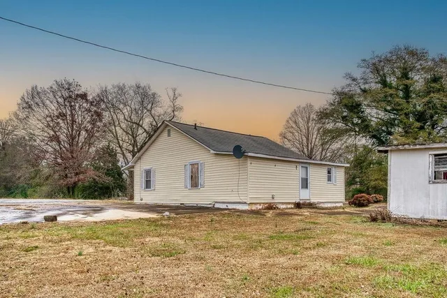 $99,000 | 1014 East Oneal Street, Gaffney, SC 29340