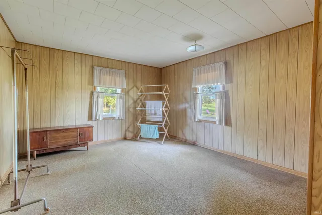 $325,000 | 4720 Highway 5, Shipshewana, IN 46565