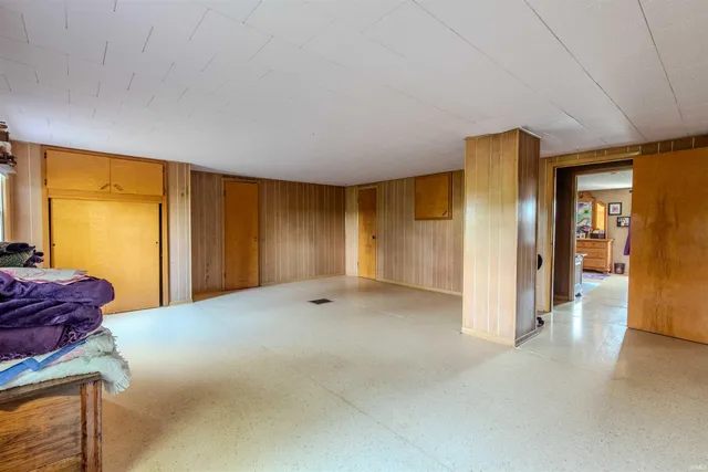 $325,000 | 4720 Highway 5, Shipshewana, IN 46565