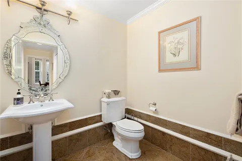 $580,000 | 315 Old River Road, Unit 6, Lincoln, RI 02838