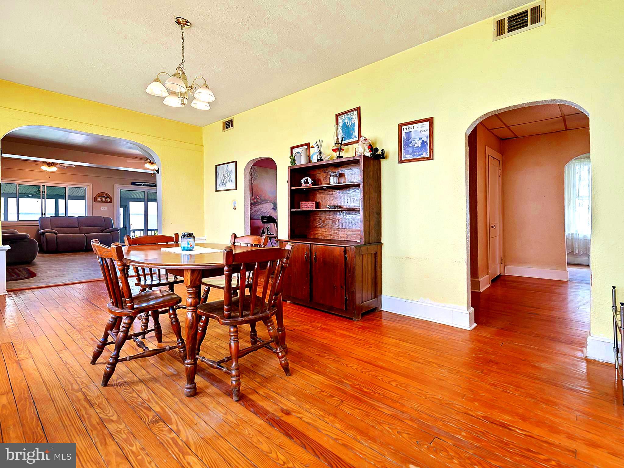8447 Bay Road Pasadena, MD 21122 - Photo 25 of 52 Gallery Image 25
