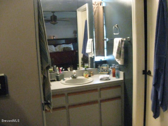 834 Croton Road Rockledge, FL 32955 - Photo 4 of 22 Master Bath