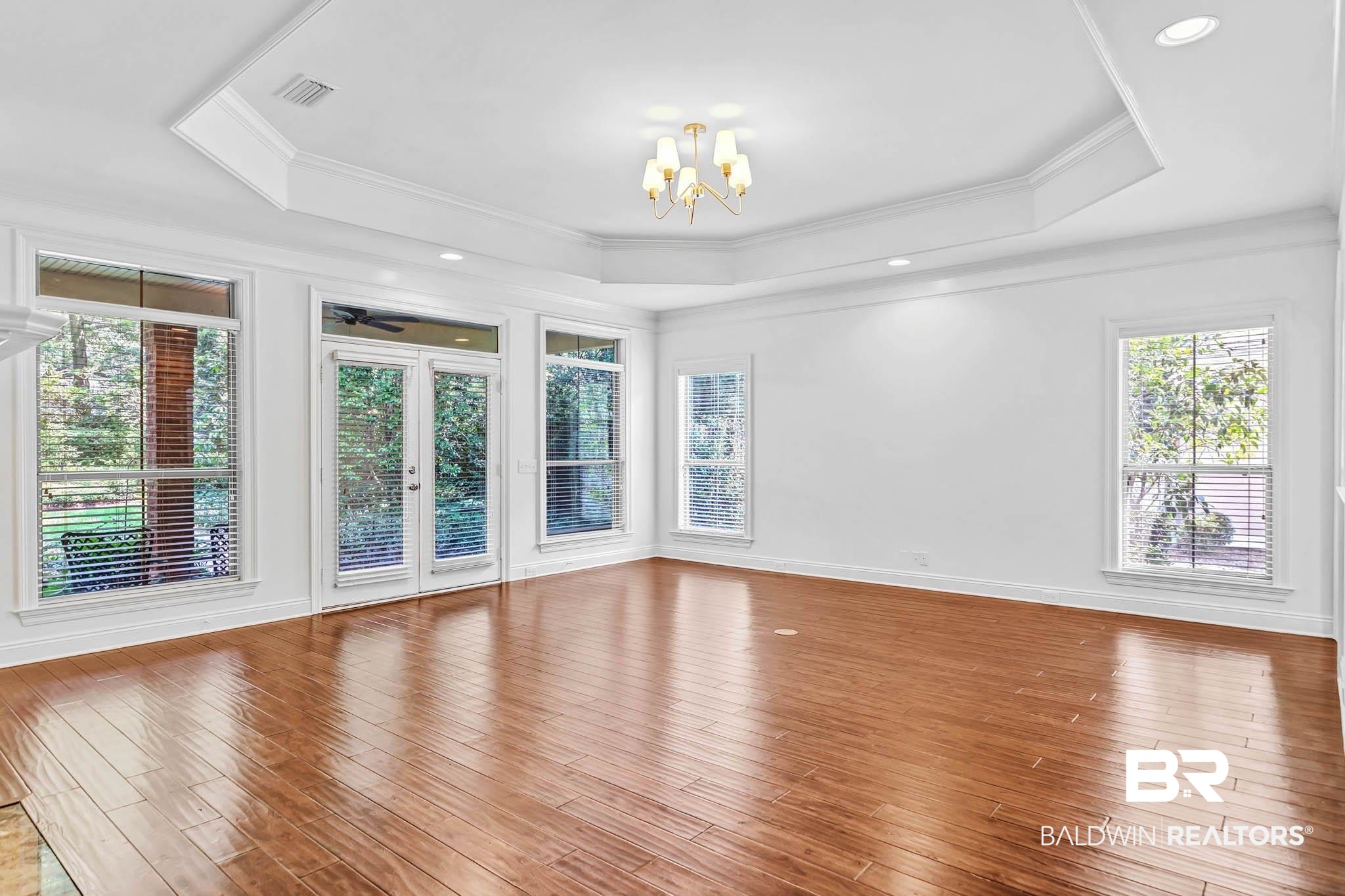 105 Cedar Pointe Fairhope, AL 36532 - Photo 6 of 38 Living Room