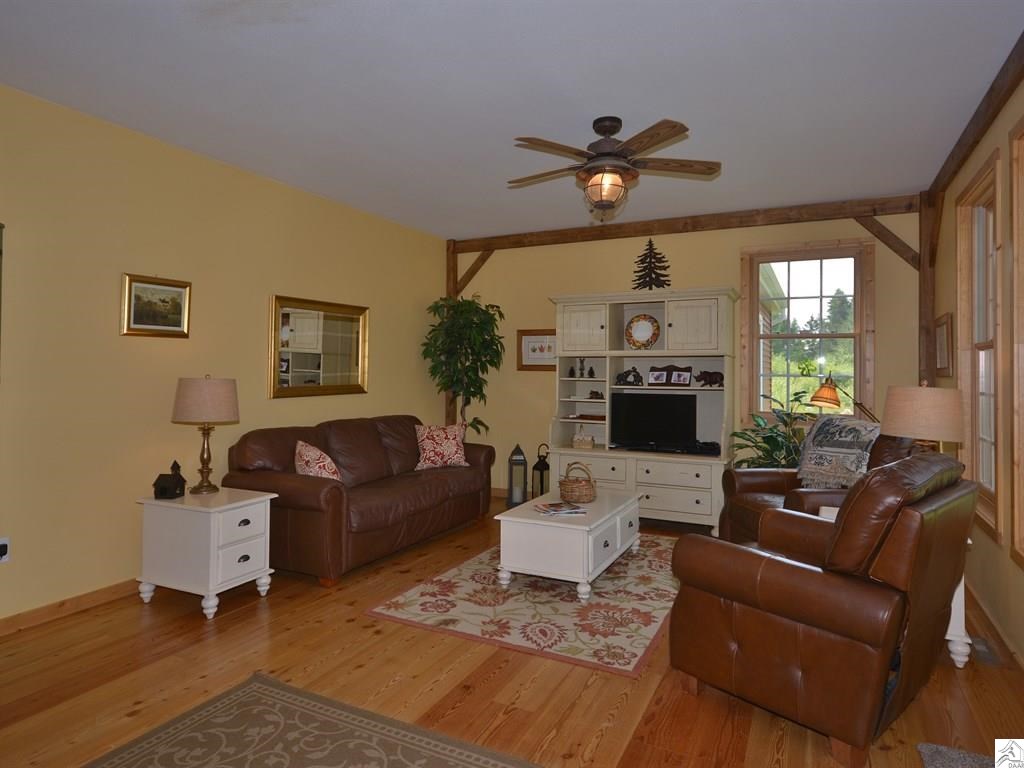5438 Wahl Road Duluth, MN 55804 - Photo 2 of 17