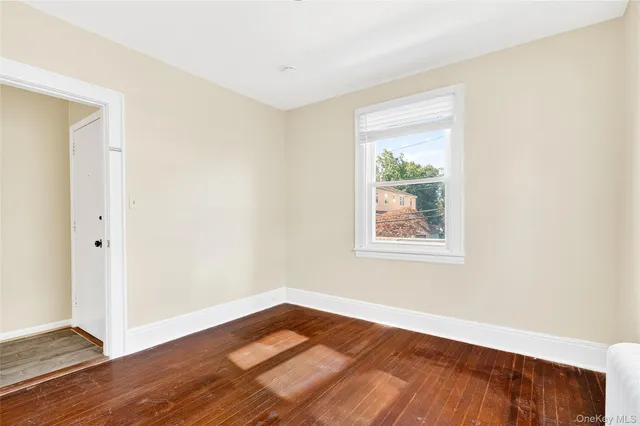 $3,500 | 270 Sickles Avenue, Unit 2, New Rochelle, NY 10801