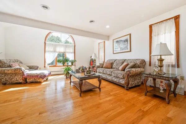 $1,200,000 | 179 Benjamin Wentworth Drive, Tamworth, NH 03817