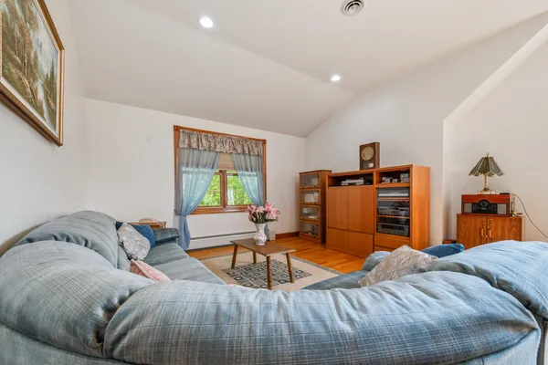 $1,200,000 | 179 Benjamin Wentworth Drive, Tamworth, NH 03817