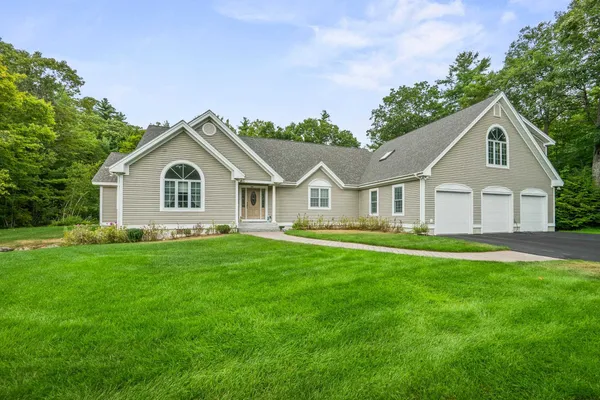 $1,200,000 | 179 Benjamin Wentworth Drive, Tamworth, NH 03817