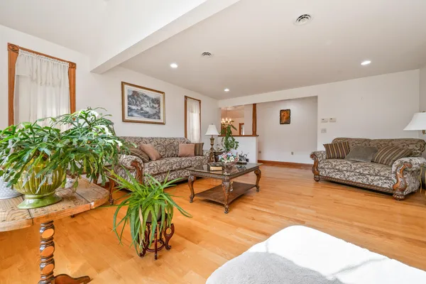 $1,200,000 | 179 Benjamin Wentworth Drive, Tamworth, NH 03817