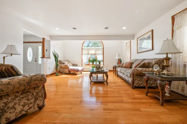 $1,200,000 | 179 Benjamin Wentworth Drive, Tamworth, NH 03817