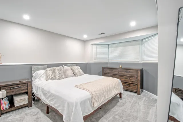 $364,900 | 220 Falconridge Way, Bolingbrook, IL 60440