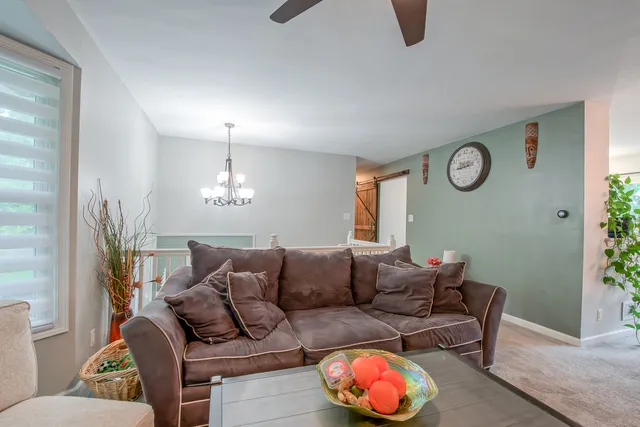 $364,900 | 220 Falconridge Way, Bolingbrook, IL 60440