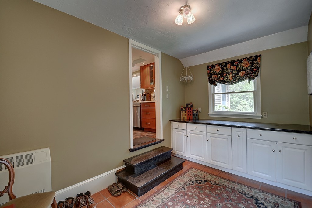 35 Apple Road Brimfield, MA 01010 - Photo 8 of 30