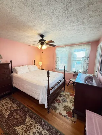 $2,000 | 135 North Avolyn Avenue, Unit WEEKLY RENTAL, Ventnor City, NJ 08406