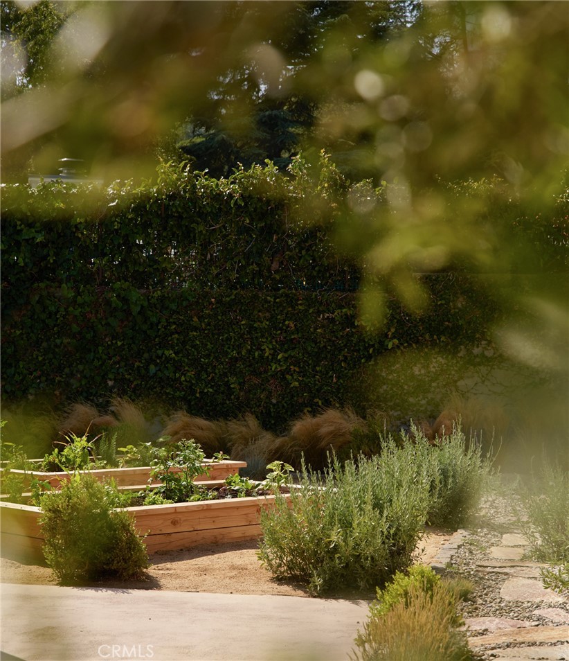 4367 Rising Hill Road Altadena, CA 91001 - Photo 52 of 64