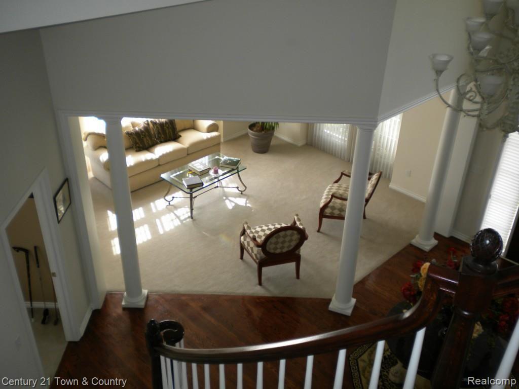 5873 Kingspointe Drive Rochester, MI 48306 - Photo 41 of 66 Living Room from above.jpg