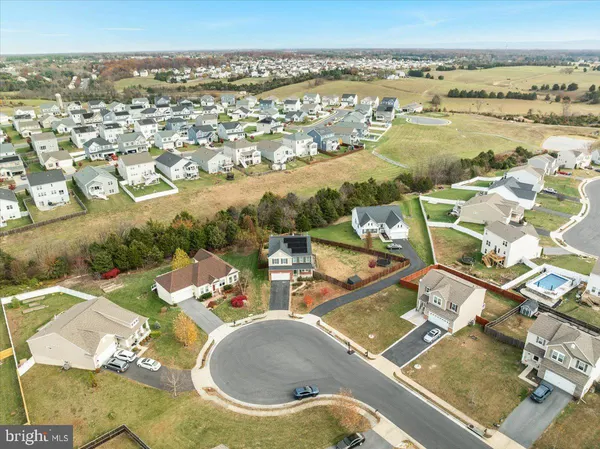 $630,000 | 112 Norwich Court, Stephens City, VA 22655