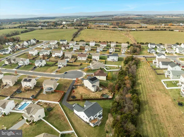 $630,000 | 112 Norwich Court, Stephens City, VA 22655