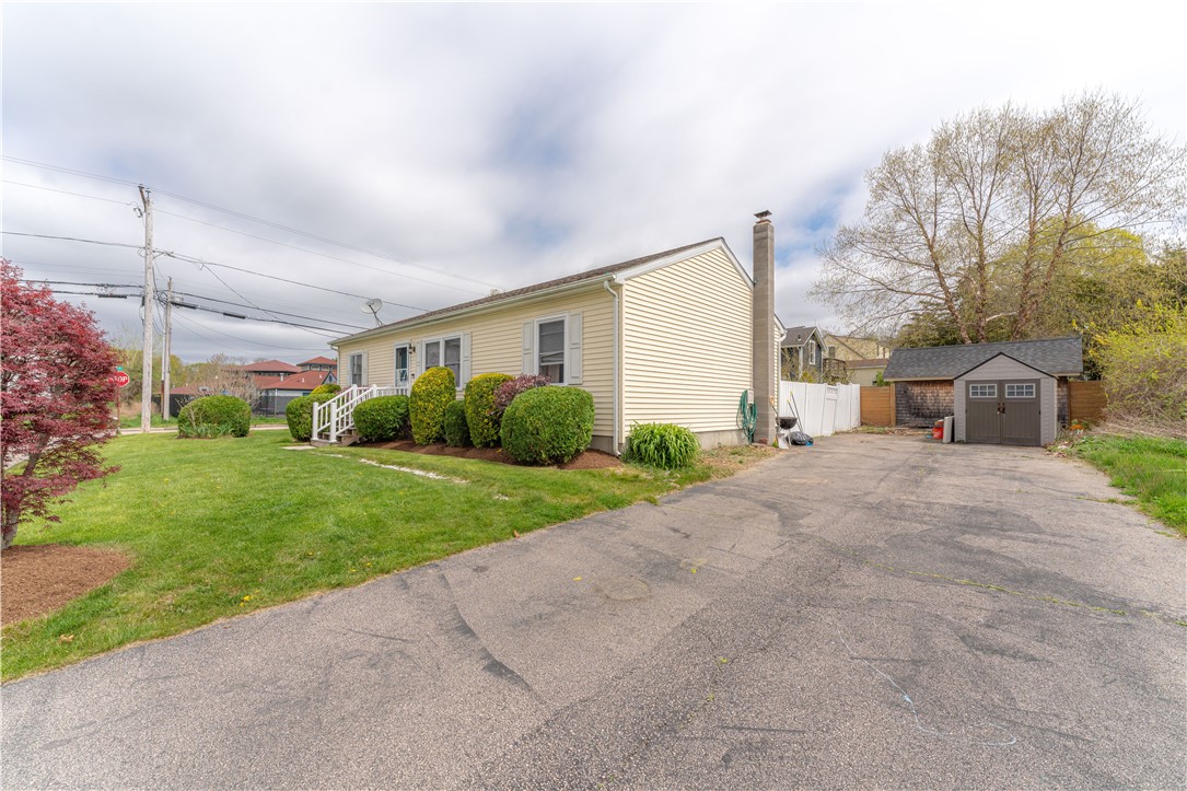 2 C Street Westerly, RI 02891 - Photo 3 of 22