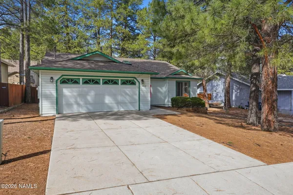 $720,000 | 4089 South Nicholas Street, Flagstaff, AZ 86005