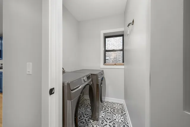 a view of walk in closet