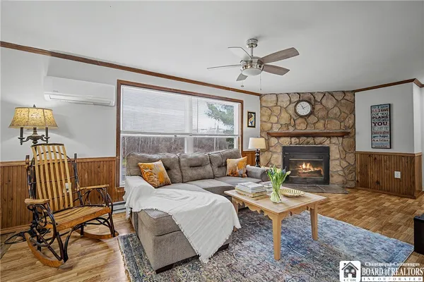 $235,000 | 140 Lakeview Avenue, Chautauqua, NY 14757
