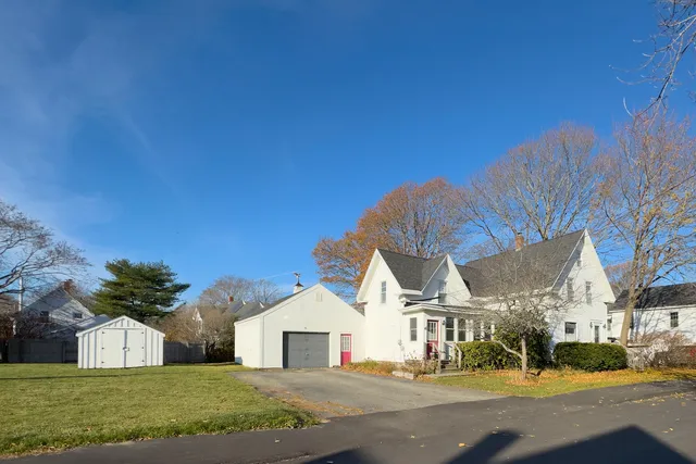 $385,000 | 8 State Street, Rockland, ME 04841