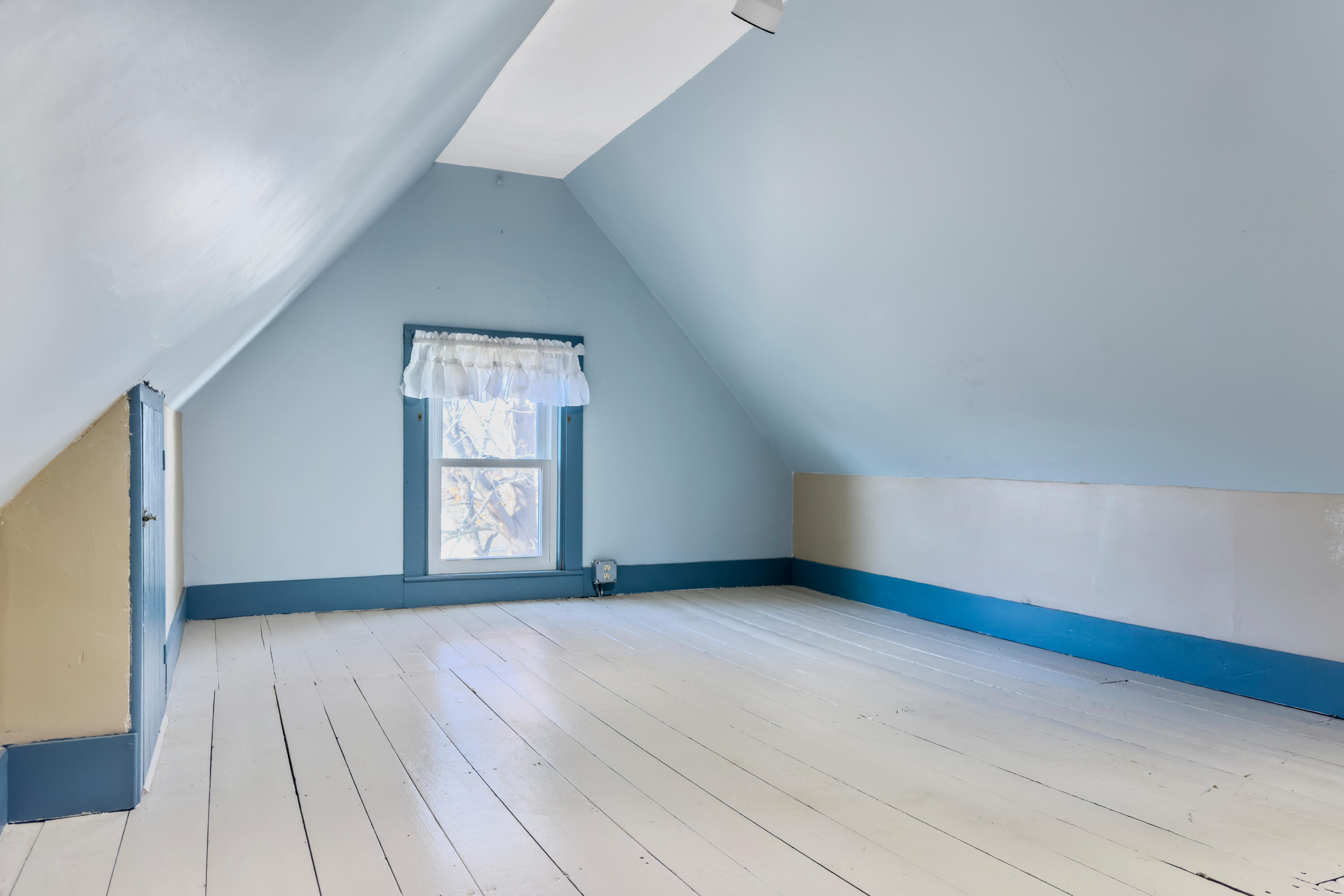 8 State Street Rockland, ME 04841 - Photo 34 of 41 28- 8 State Street - Rockland - JAC