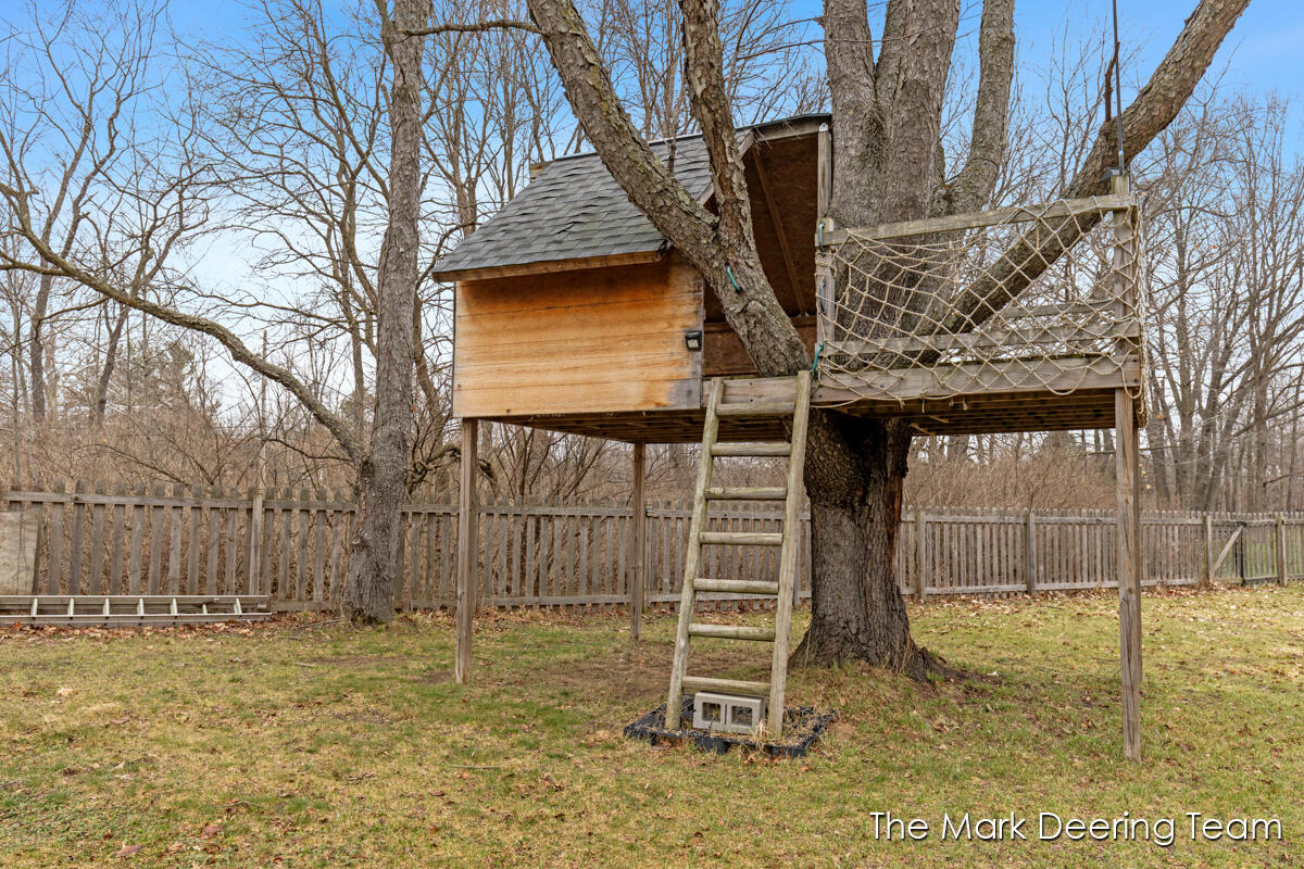 8471 45th Street Southeast Ada, MI 49301 - Photo 50 of 67 IMG_1045
