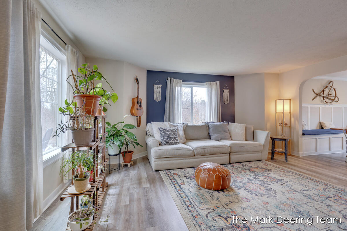 8471 45th Street Southeast Ada, MI 49301 - Photo 8 of 67 IMG_1006