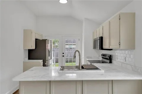 $200,000 | 3546 Meadow Park Lane, New Orleans, LA 70131