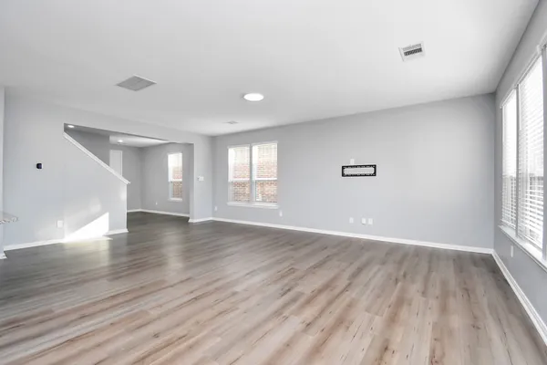 $2,400 | 6738 Beck Canyon Drive, Houston, TX 77084