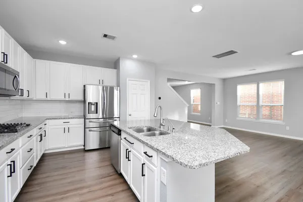 $2,400 | 6738 Beck Canyon Drive, Houston, TX 77084