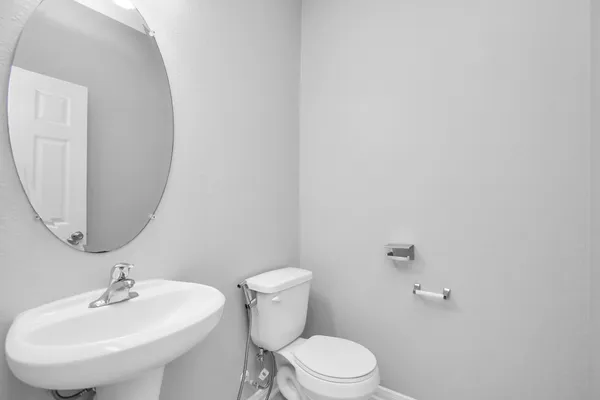 $2,400 | 6738 Beck Canyon Drive, Houston, TX 77084