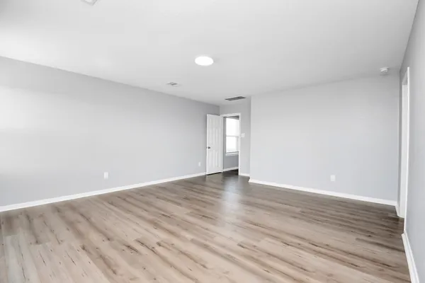 $2,400 | 6738 Beck Canyon Drive, Houston, TX 77084