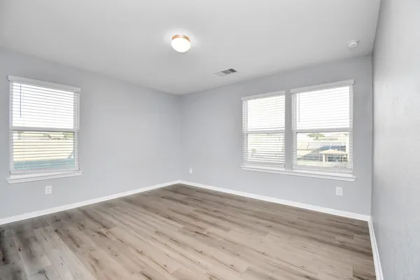 $2,400 | 6738 Beck Canyon Drive, Houston, TX 77084