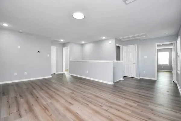 $2,400 | 6738 Beck Canyon Drive, Houston, TX 77084