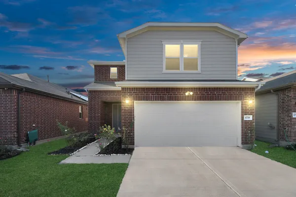 $2,400 | 6738 Beck Canyon Drive, Houston, TX 77084