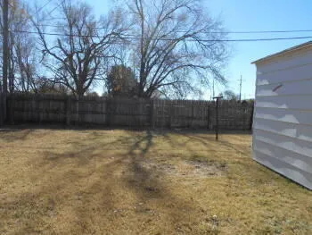 $1,150 | 1202 5th Street, Shallowater, TX 79363