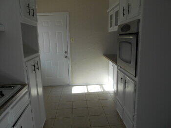 1202 5th Street Shallowater, TX 79363 - Photo 7 of 18 small (8)