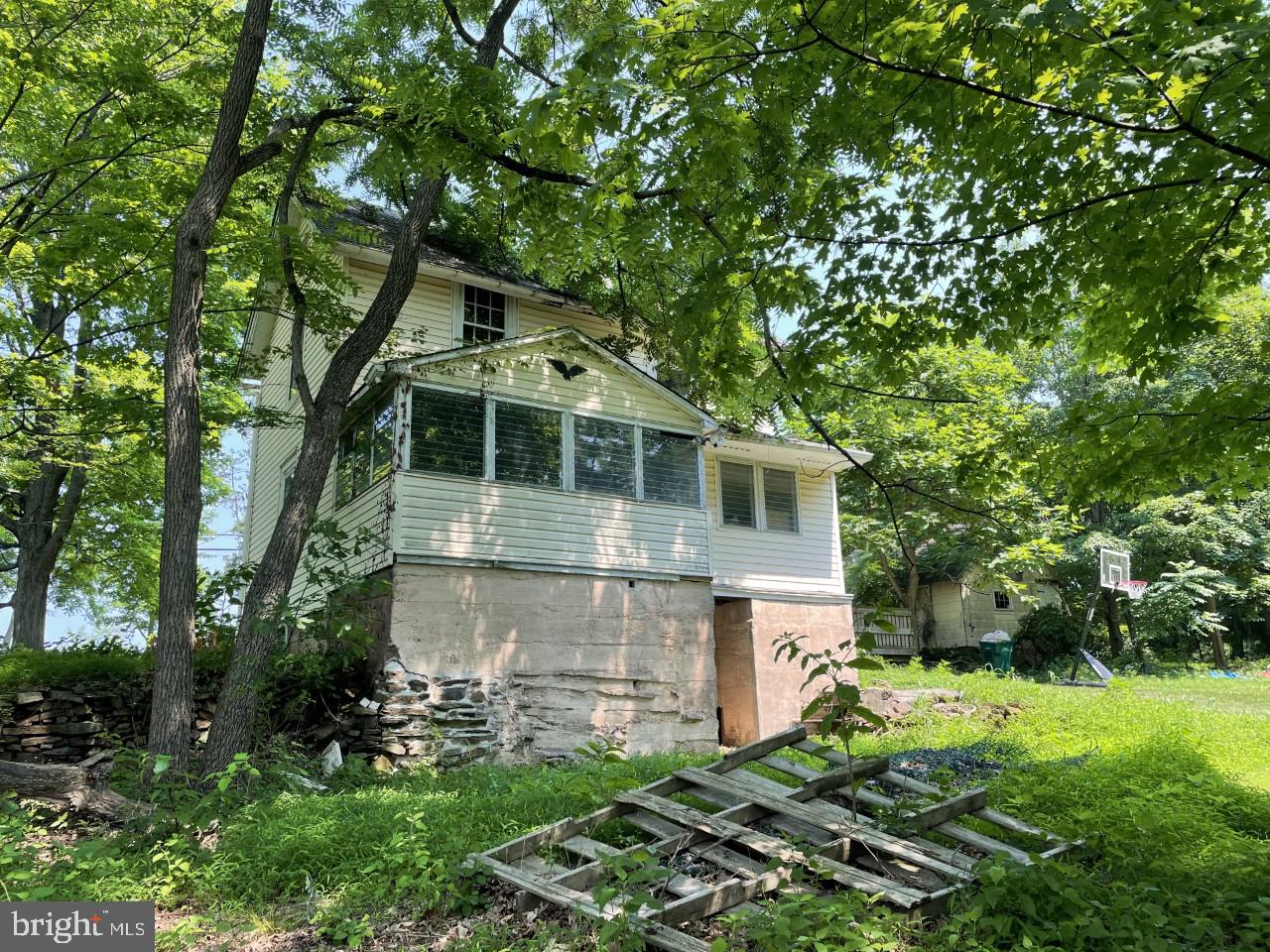 625 Upper Stump Road Chalfont, PA 18914 - Photo 3 of 28