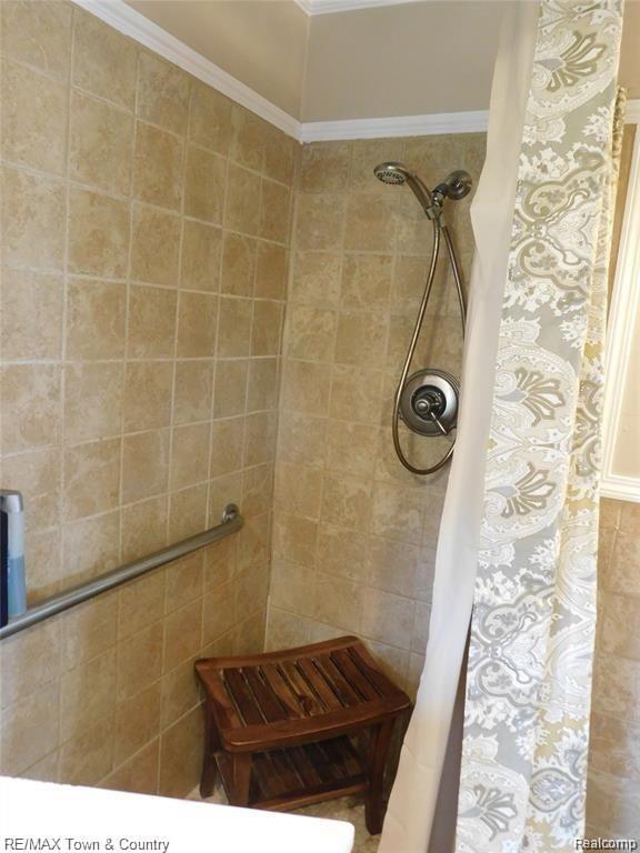 7471 Cook Road Swartz Creek, MI 48473 - Photo 14 of 40 14.jpg