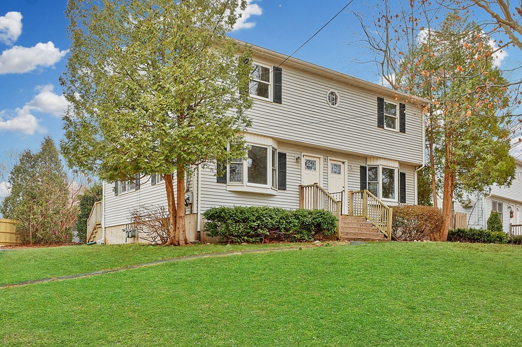 9 Lockhouse Road Westfield, MA 01085 - Photo 1 of 13 Gallery Image 1